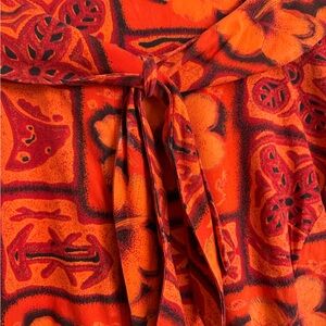 Vibrant Orange and Red Patterned dress VINTAGE